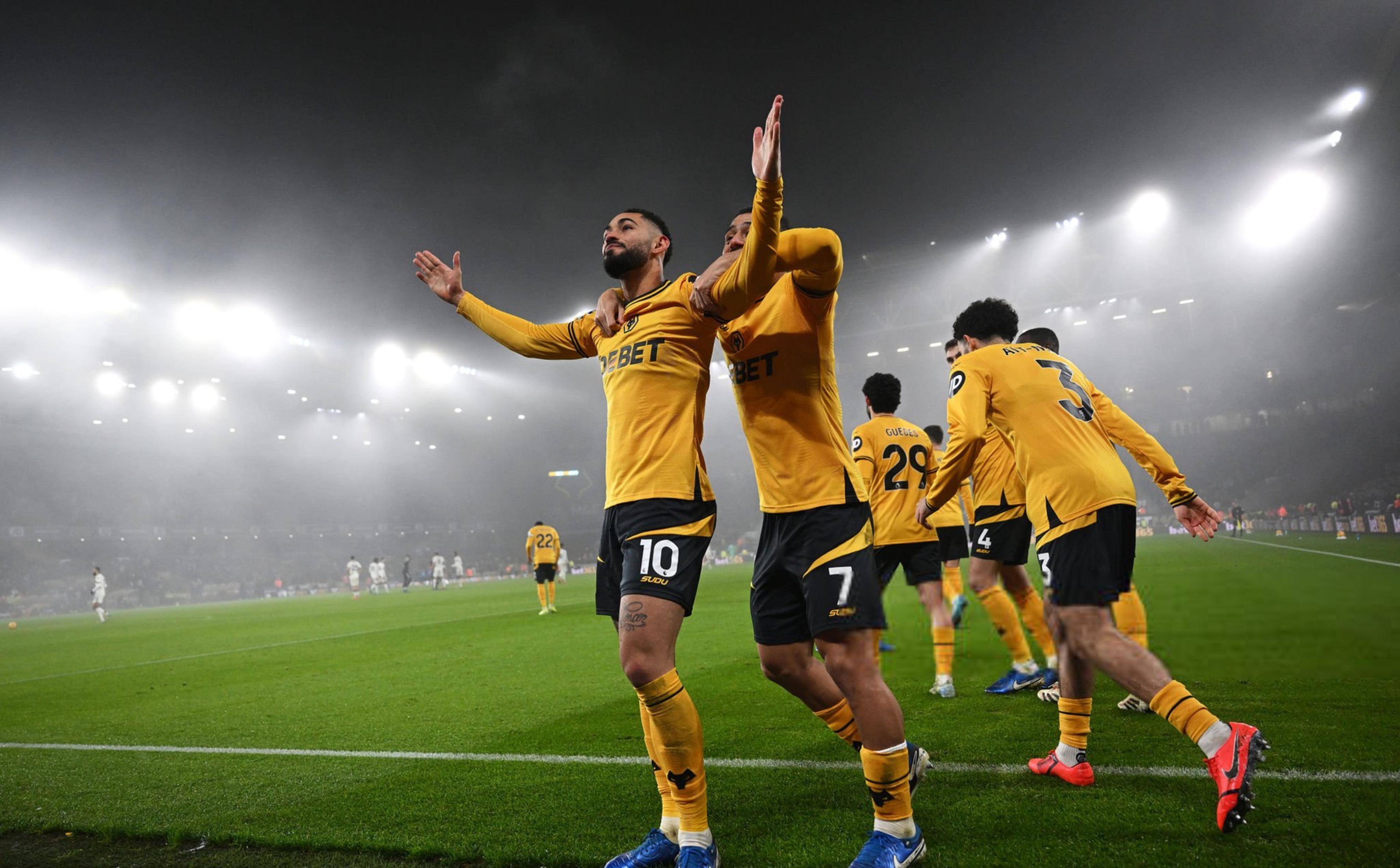 曼联训练开放日,关键时刻刷新队史纪录引欢呼,意大利杯在即,身体对抗强度拉满(莱切俱乐部对意大利杯的重视程度) 曼联训练开放日,关键时刻刷新队史纪录引欢呼,意大利杯在即,身体对抗强度拉满(莱切俱乐部对意大利杯的重视程度)