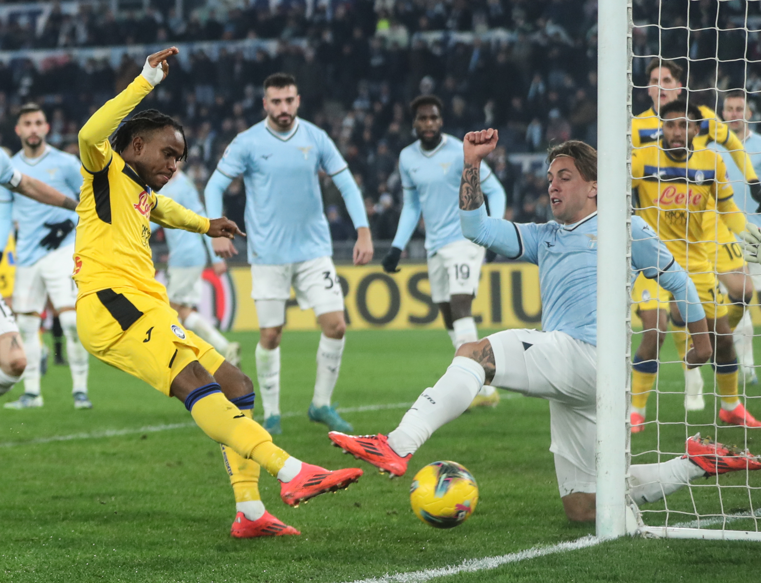 赛地聚焦:意甲窗口期热度飙升,深圳男篮豪取连胜,引发热议,训练强度明显提升的简单介绍 赛地聚焦:意甲窗口期热度飙升,深圳男篮豪取连胜,引发热议,训练强度明显提升的简单介绍