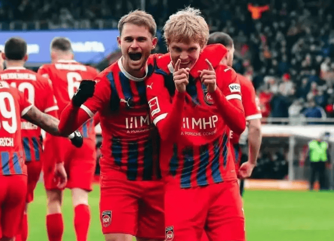 冲刺阶段武汉三镇调整名单以备德国杯，战术微调环节打磨，信心回归，团队化学反应显著的简单介绍