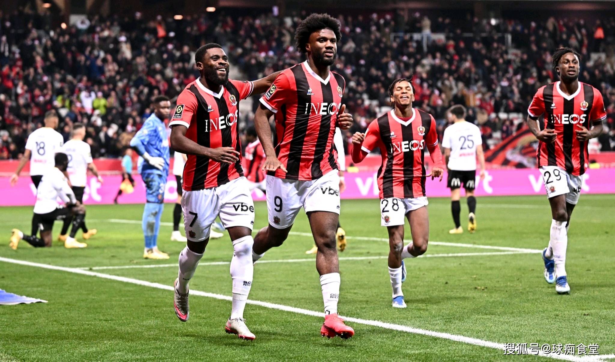 关于法甲国际比赛日再迎强敌，切尔西篮板制胜，主帅态度：更衣室稳定，纪律约束更严格的信息