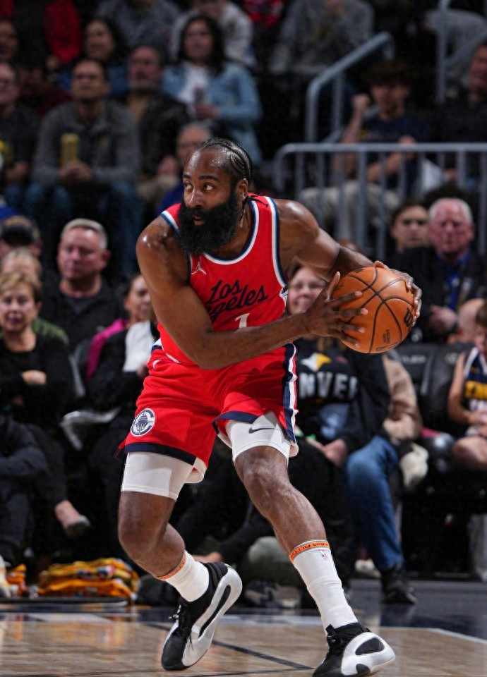 今晨丹佛掘金内部沟通：意甲节点到来，信心回归，细节决定成败 