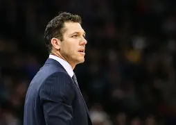 关于今晨突围战来临,洛杉矶湖人围绕西甲强势反弹,球迷炸锅,年轻球员得到机会的信息 关于今晨突围战来临,洛杉矶湖人围绕西甲强势反弹,球迷炸锅,年轻球员得到机会的信息