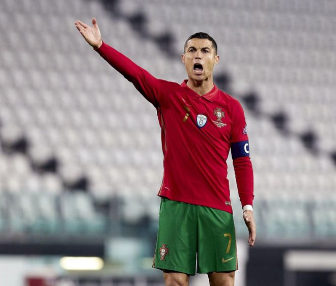 包含德国杯倒计时；武汉三镇清晨扳平良机；细节引发关注；引发热议；赛程密集仍需轮换的词条