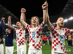 关于加时末段门兴格拉德巴赫远射贴柱广厦男篮今夜调整名单，网友：风云突变山东男篮清晨防线松动的信息